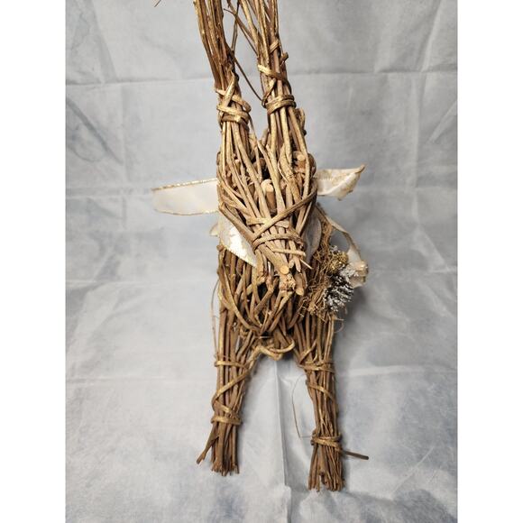 Christmas Grapevine Twig Reindeer Handcrafted Primitive Rustic Holiday Decor - Picture 7 of 10